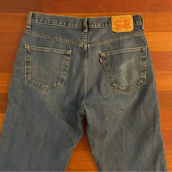 ⭐️ 3/$35 Men’s Levi’s 550 34x30 Relaxed Fit Jeans 100% Cotton Zip Fly Sz 34/30 - Picture 5 of 14